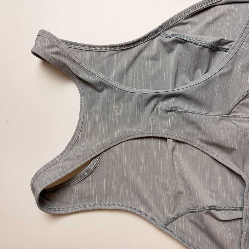Lululemon Power Thru High Neck Racerback Tank Top Light Grey Size 6/8 Cropped - Picture 8 of 13